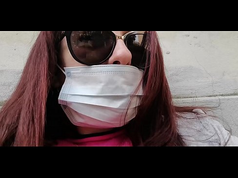 ❤️ Nicoletta si vendica di u so vicinu è piscia in u so garage (Special Covid19 Italian Quarantine) ️❌ Video sessu à noi ❤